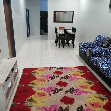 צ'אנגלון Hazim Homestay Pakej 1 מראה חיצוני תמונה